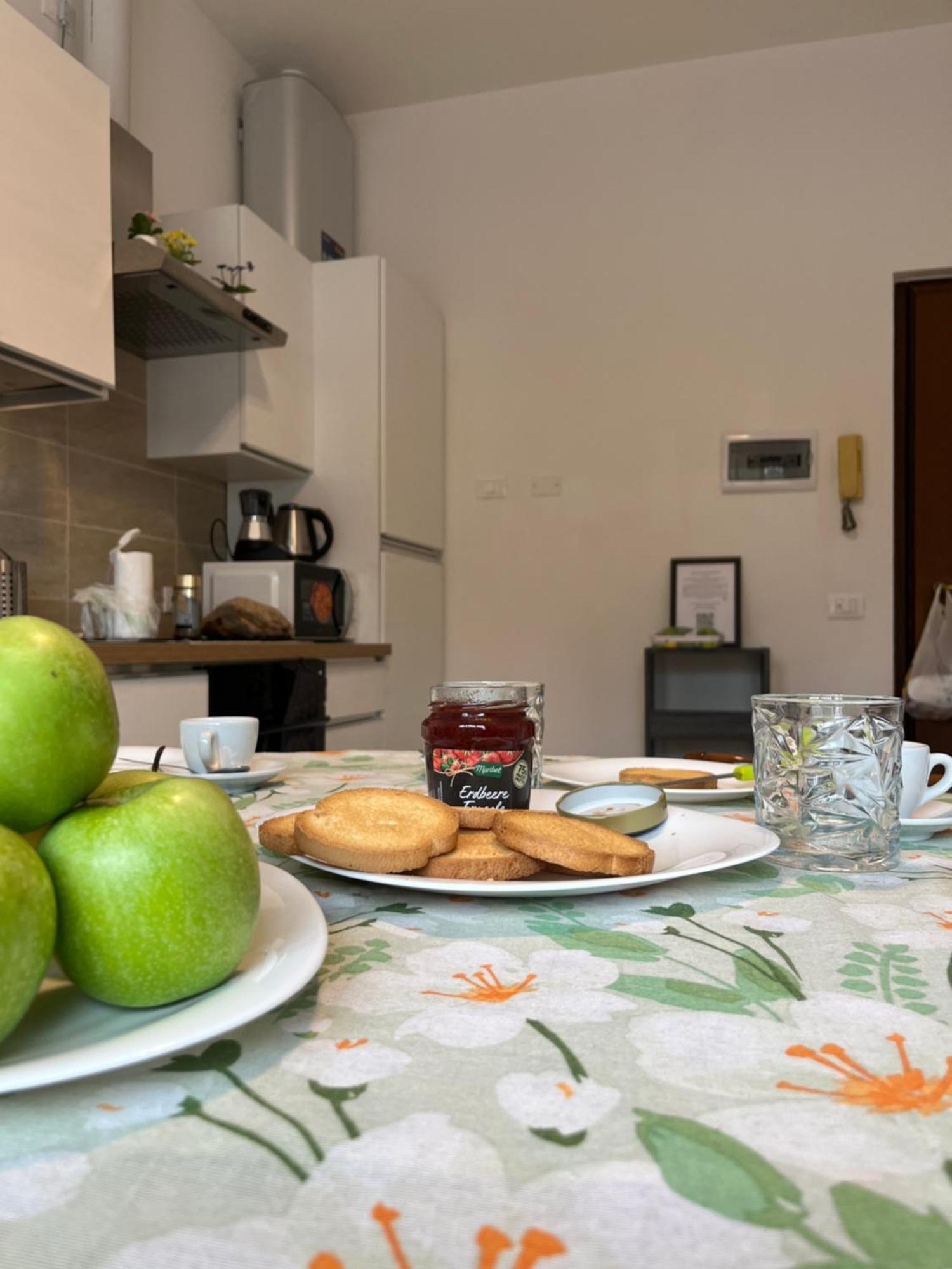 Jcube Apartments Precotto Milano エクステリア 写真